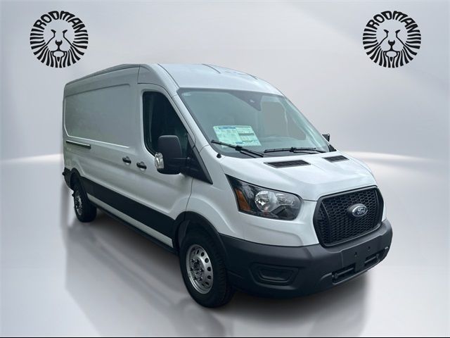 2025 Ford Transit Base