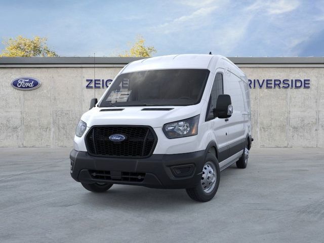 2025 Ford Transit Base