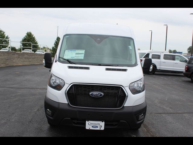 2025 Ford Transit Base