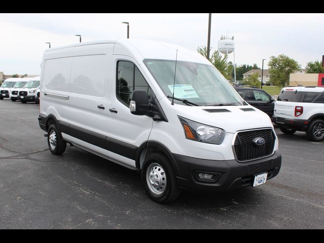 2025 Ford Transit Base