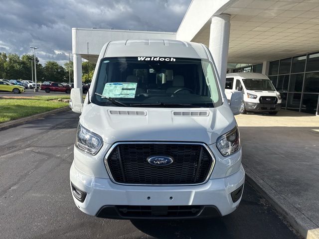 2025 Ford Transit Base