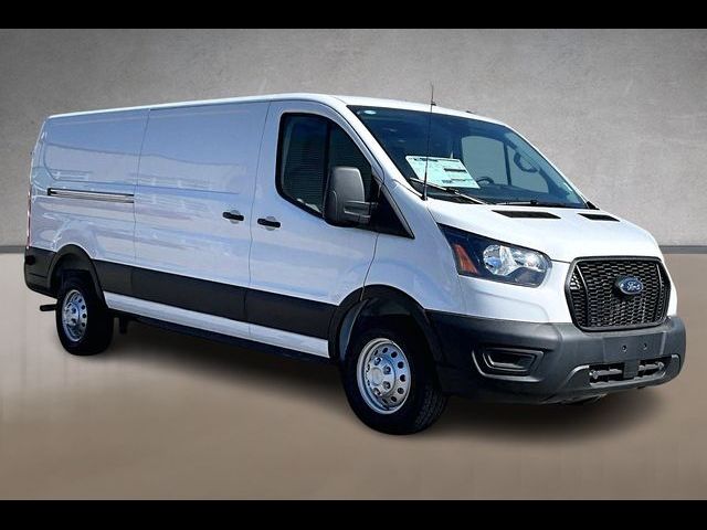 2025 Ford Transit Base