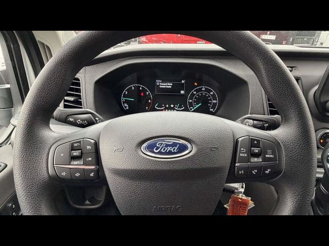 2025 Ford Transit Base