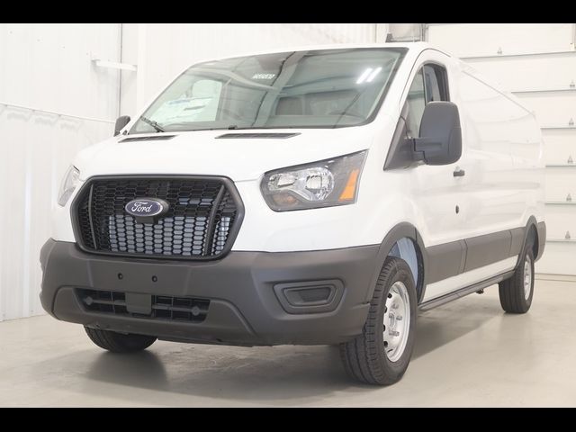2025 Ford Transit Base