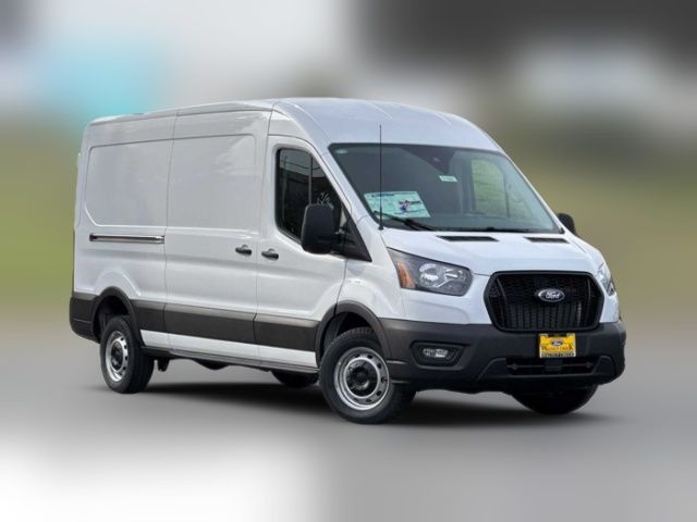 2025 Ford Transit Base