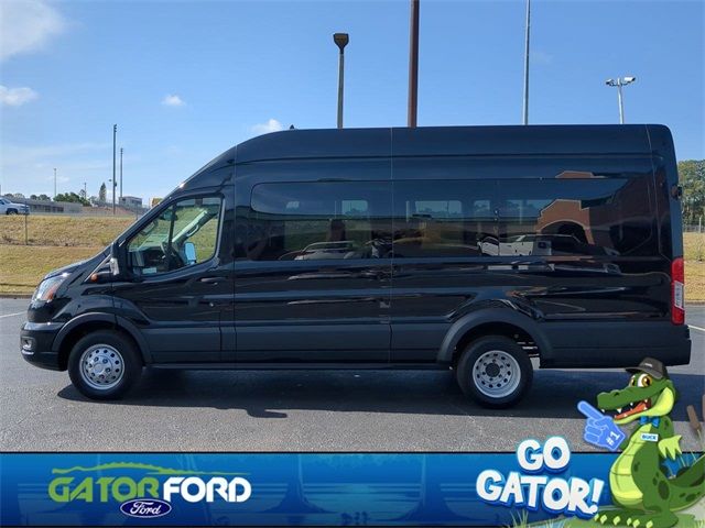 2025 Ford Transit XLT