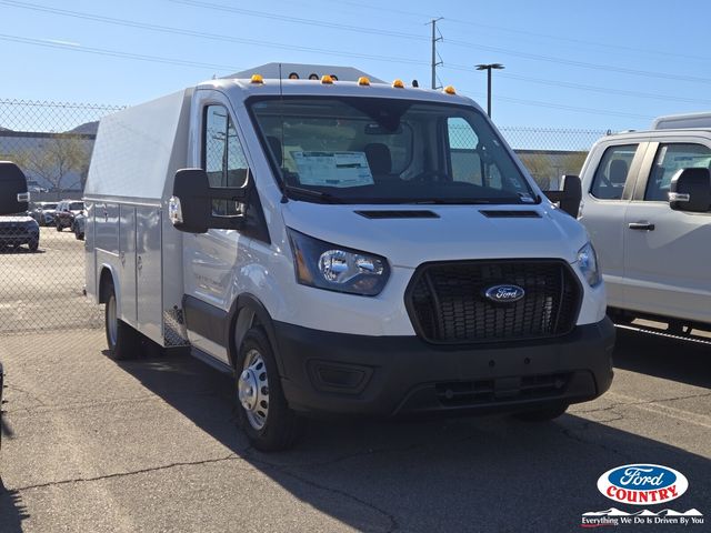 2025 Ford Transit Base