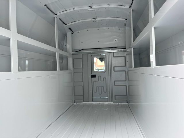 2025 Ford Transit Base