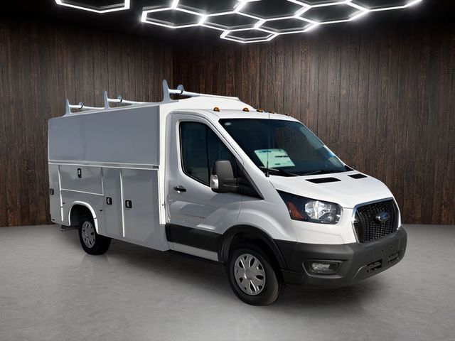 2025 Ford Transit Base