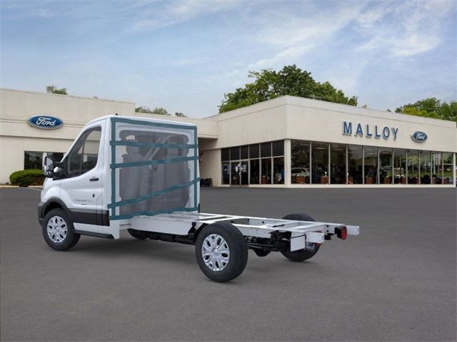 2025 Ford Transit Base