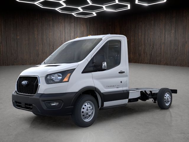 2025 Ford Transit Base