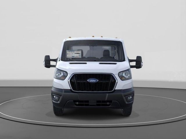 2025 Ford Transit Base