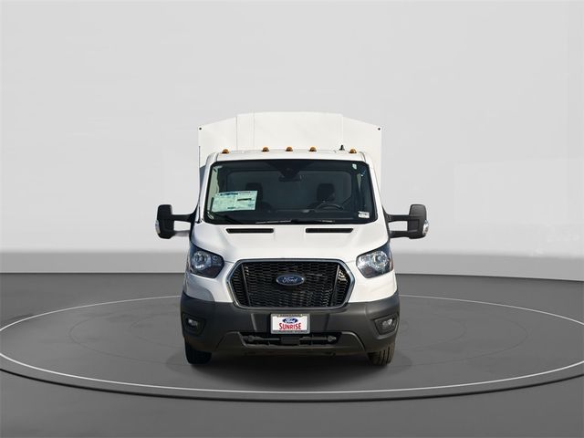 2025 Ford Transit Base