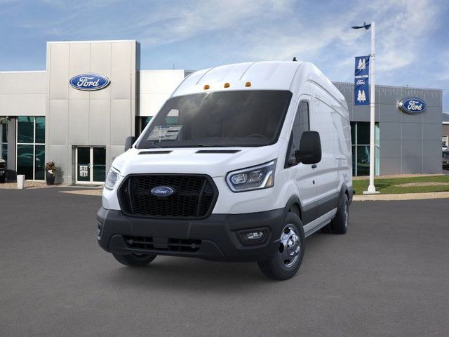 2025 Ford Transit Base