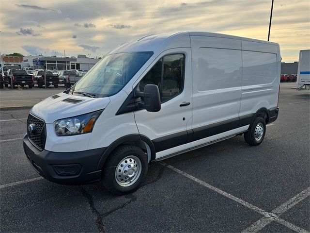 2025 Ford Transit Base