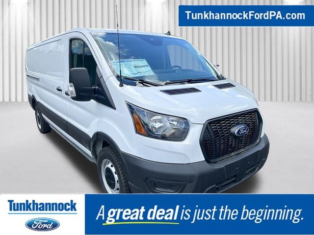2025 Ford Transit Base