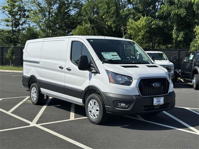 2025 Ford Transit Base