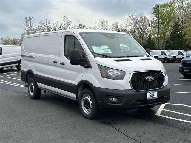 2025 Ford Transit Base