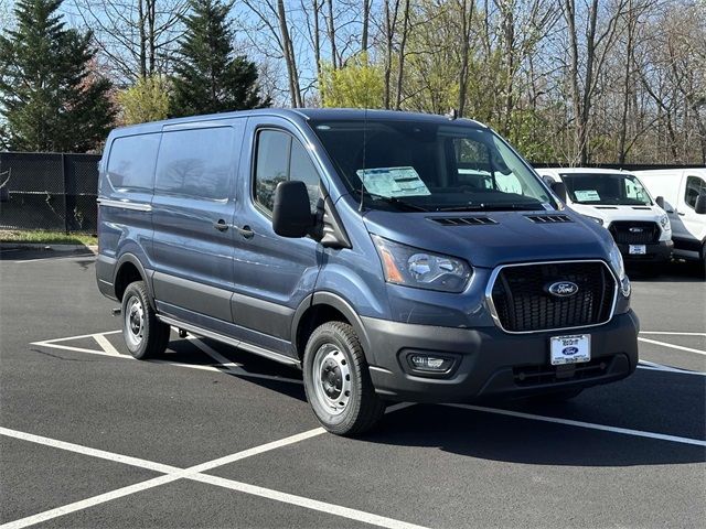 2025 Ford Transit Base