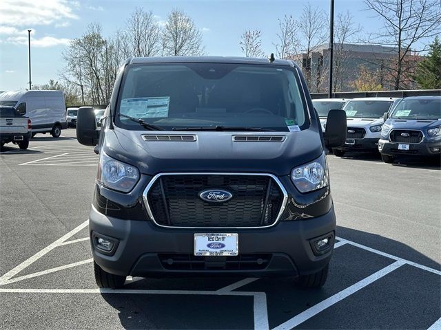 2025 Ford Transit Base