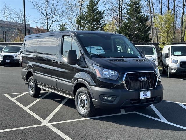 2025 Ford Transit Base