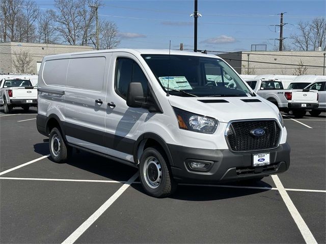 2025 Ford Transit Base