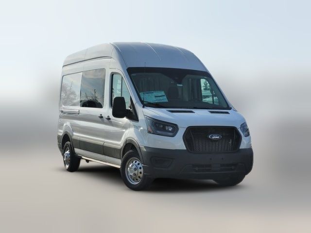 2025 Ford Transit Base