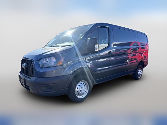2025 Ford Transit Base