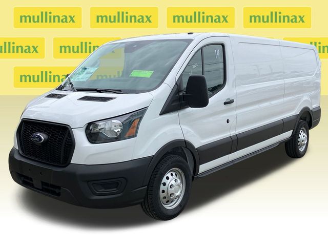2025 Ford Transit Base