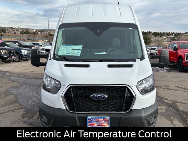 2025 Ford Transit Base