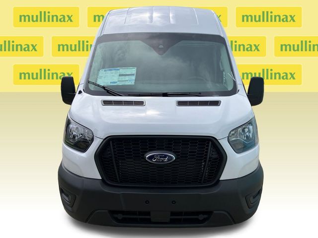 2025 Ford Transit Base