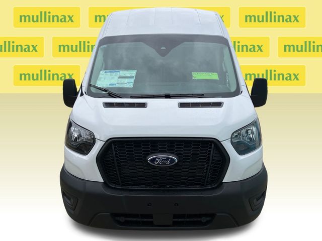 2025 Ford Transit Base
