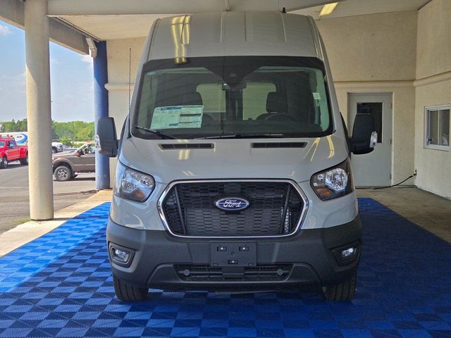 2025 Ford Transit Base