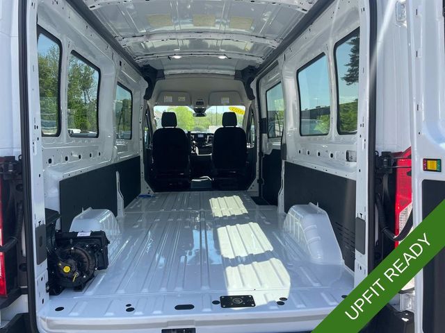 2025 Ford Transit Base