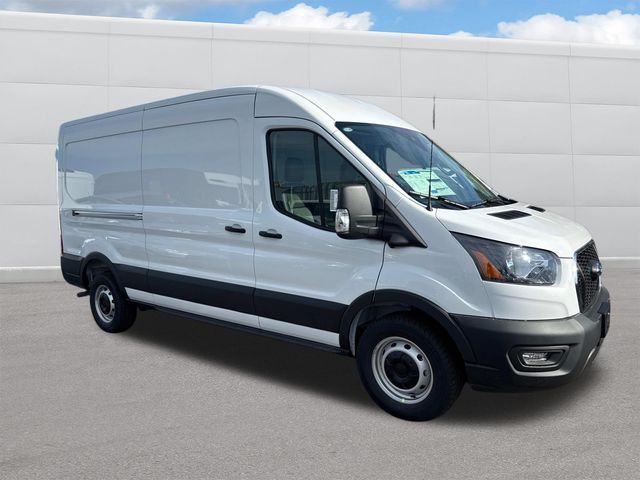 2025 Ford Transit Base
