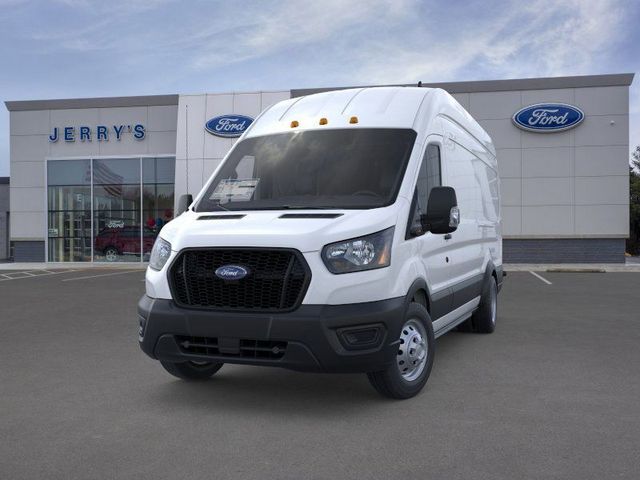 2025 Ford Transit Base