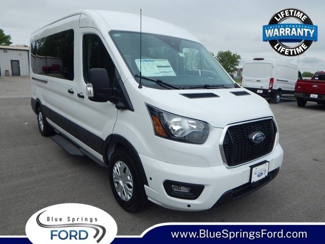 2025 Ford Transit XLT