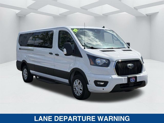 2025 Ford Transit XLT