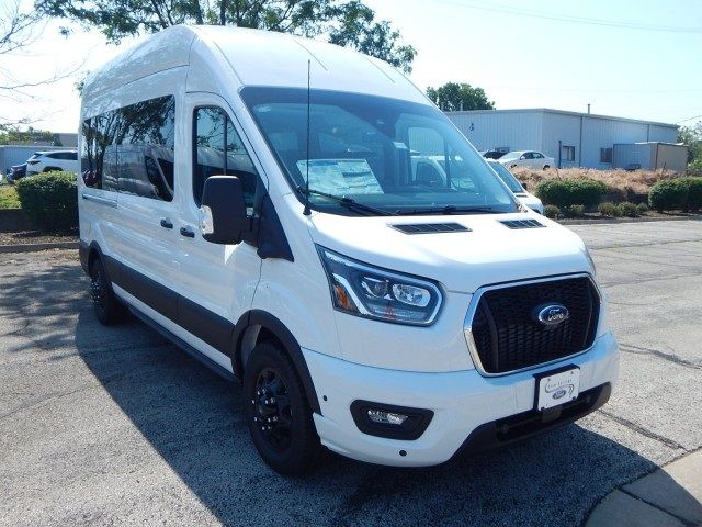 2025 Ford Transit XLT