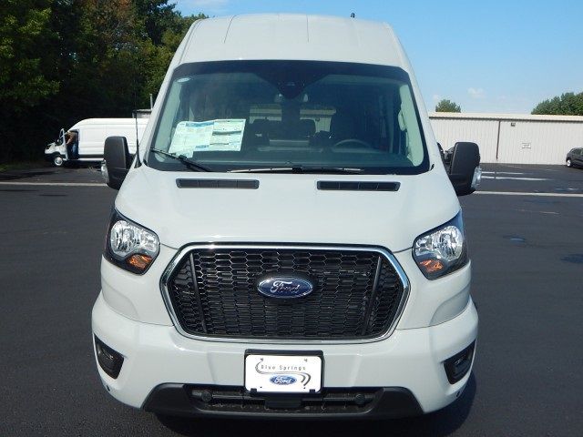 2025 Ford Transit XLT