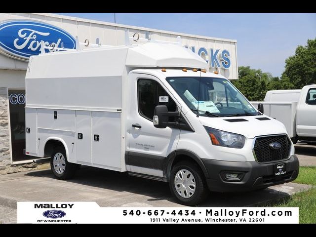 2025 Ford Transit Base