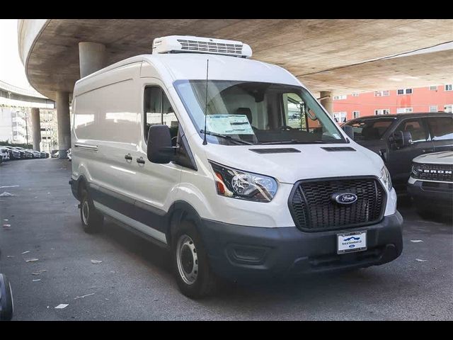 2025 Ford Transit Base