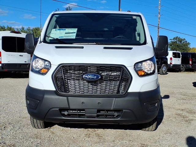 2025 Ford Transit Base