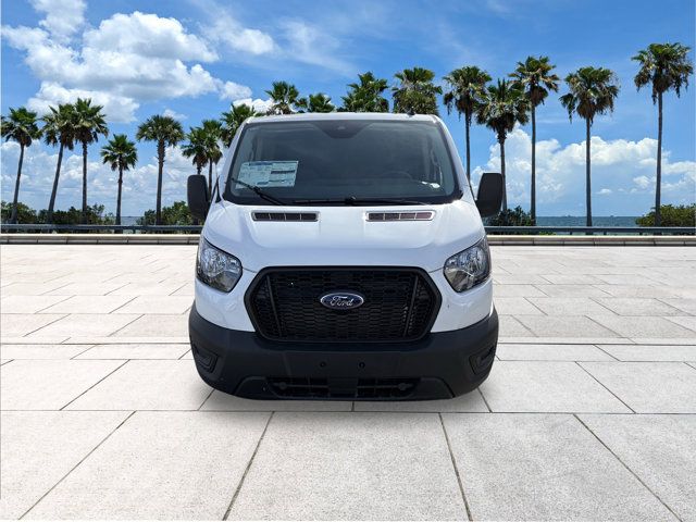 2025 Ford Transit Base