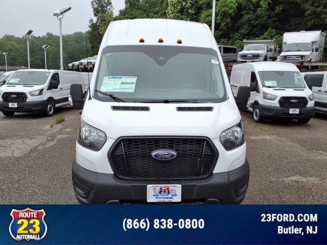 2025 Ford Transit Base