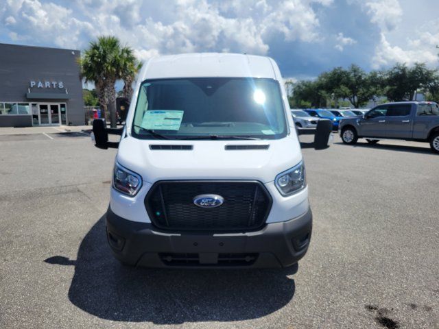 2025 Ford Transit Base