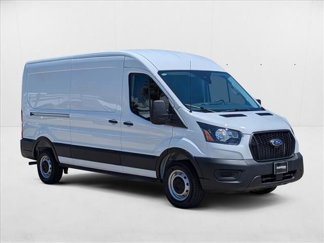 2025 Ford Transit Base