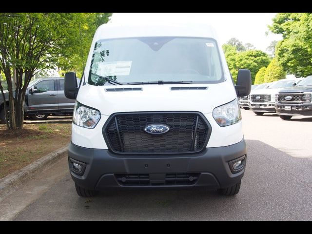2025 Ford Transit Base