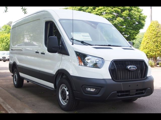 2025 Ford Transit Base