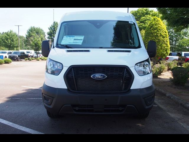 2025 Ford Transit Base